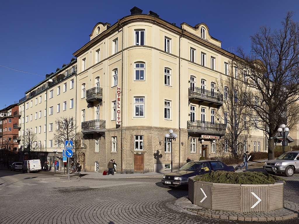 First Hotel City Eskilstuna Esterno foto