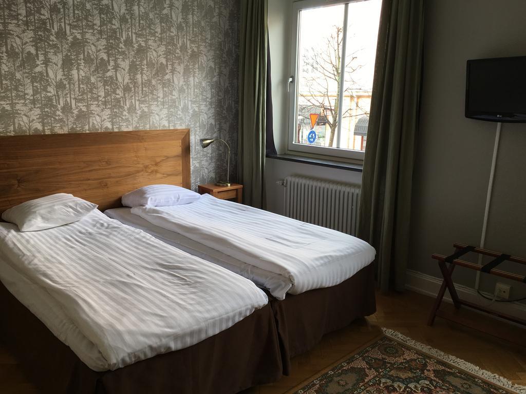 First Hotel City Eskilstuna Esterno foto