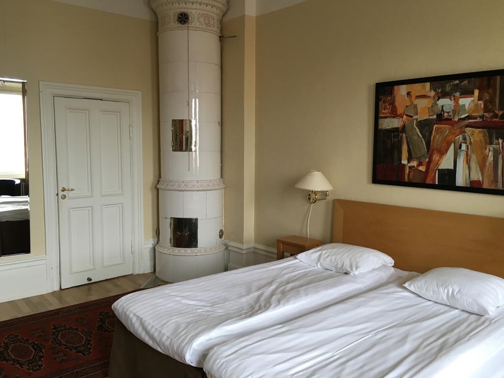 First Hotel City Eskilstuna Esterno foto