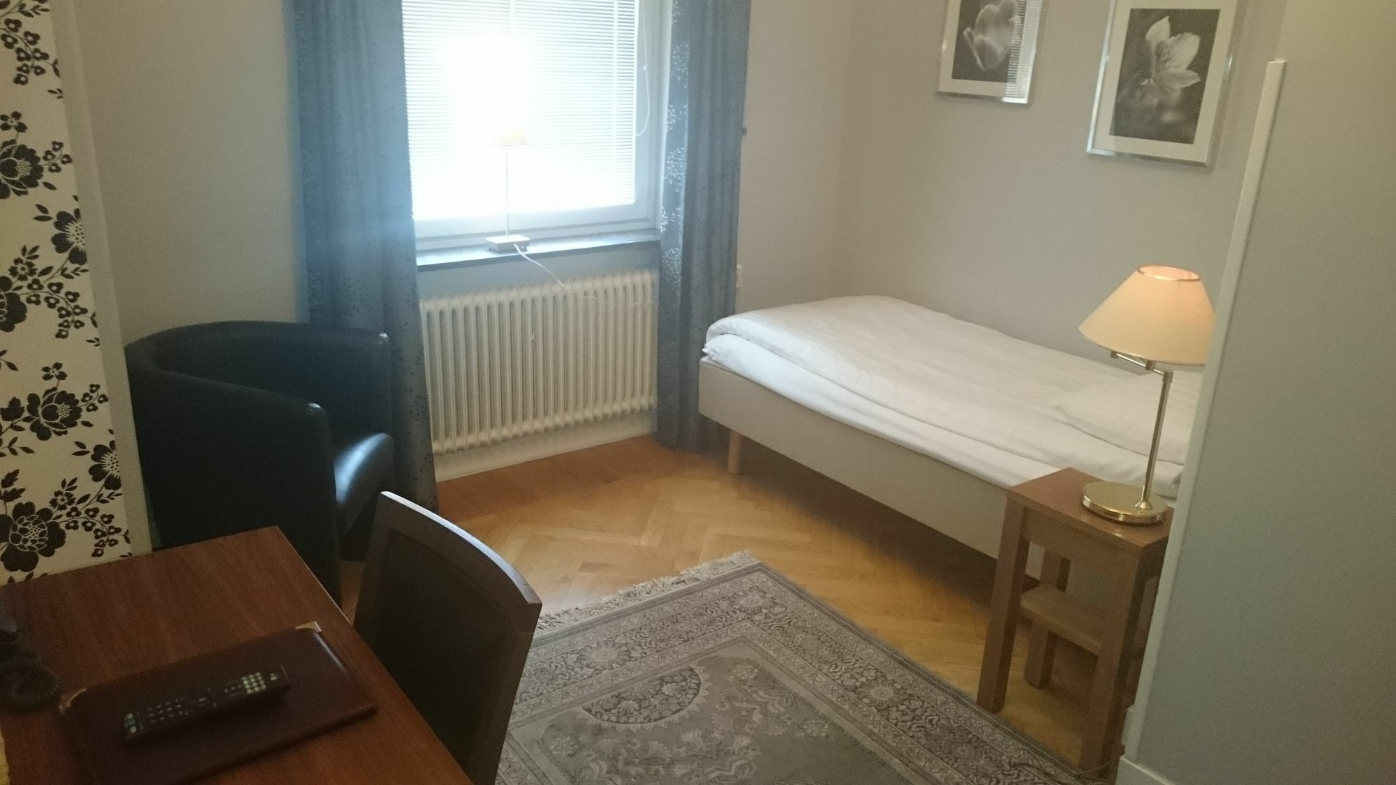 First Hotel City Eskilstuna Esterno foto